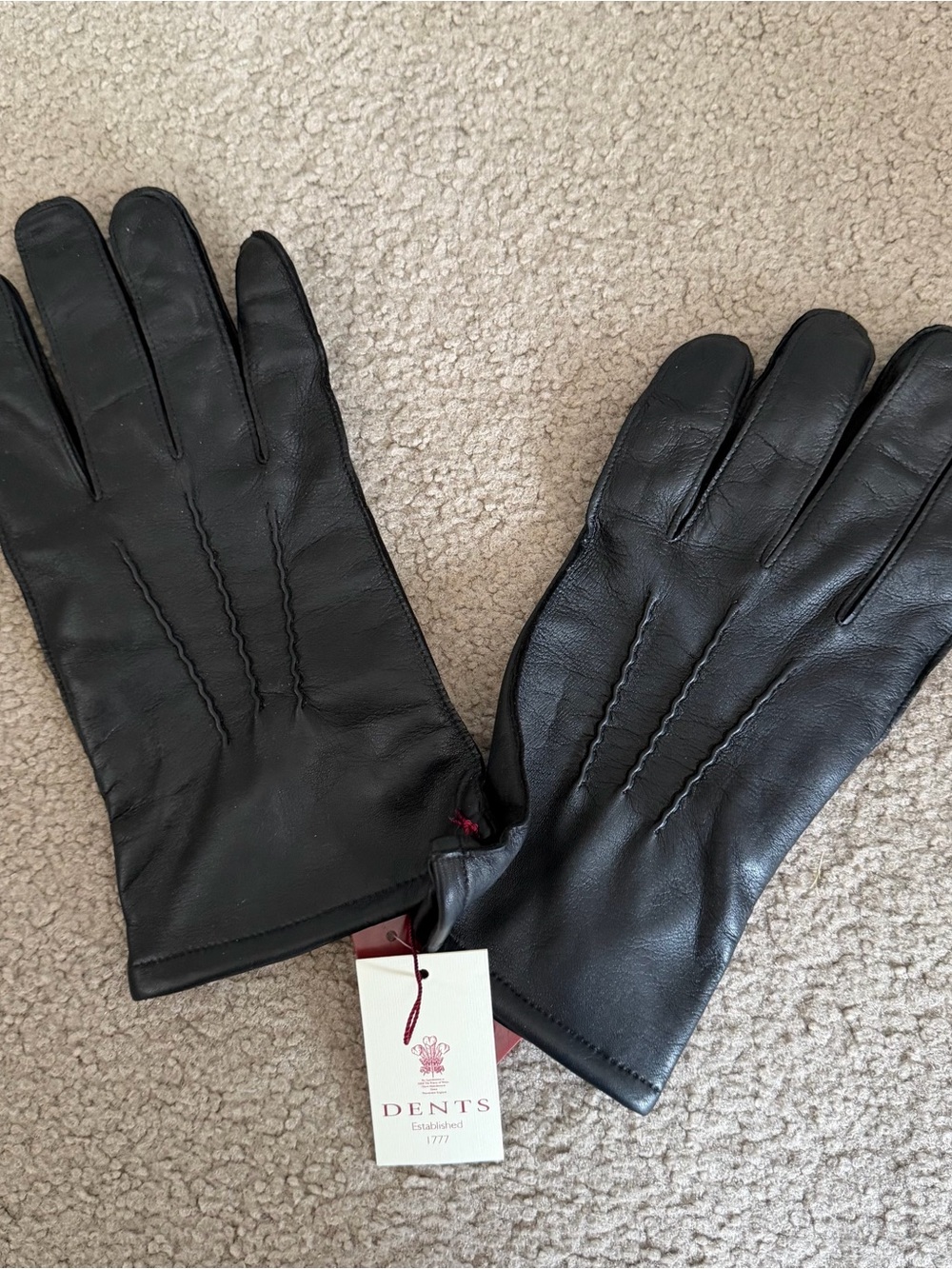 DENTS HAND GLOVES! ✨